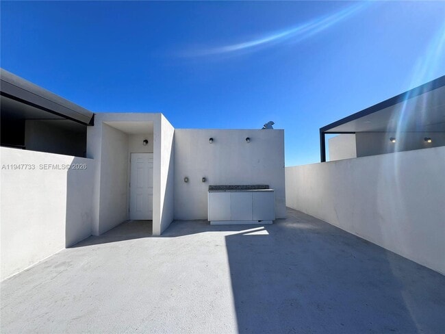 Photo - 25649 SW 144th Ave