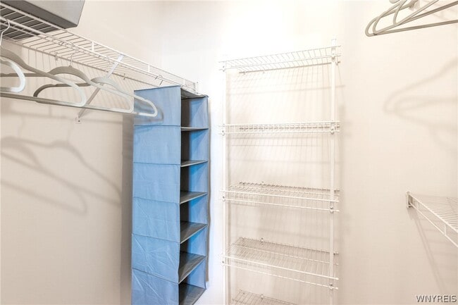 Photo - 25 Spring Meadow Dr