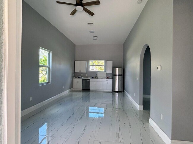 14715 82nd Ln N