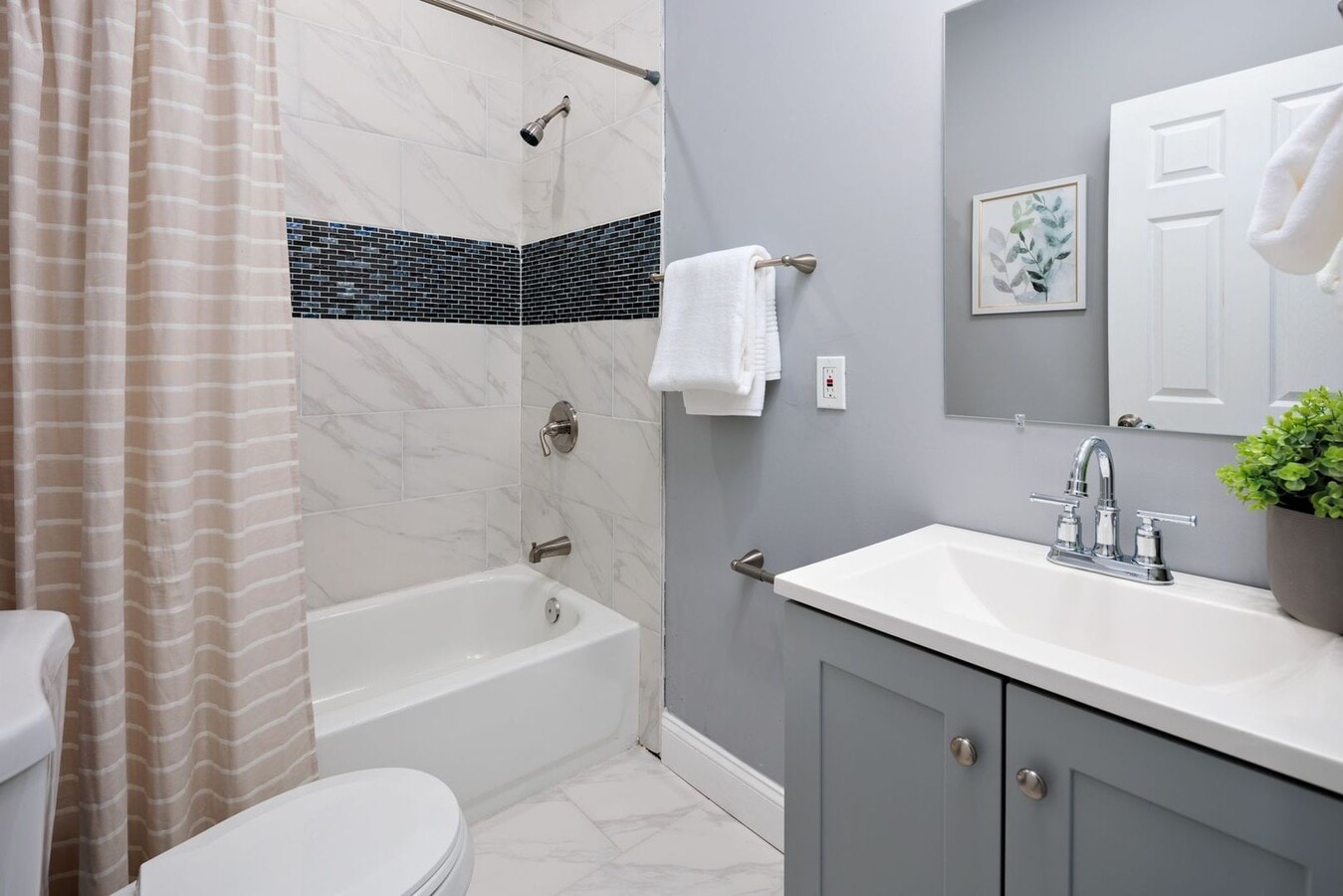 Photo - 2902 Mosher St