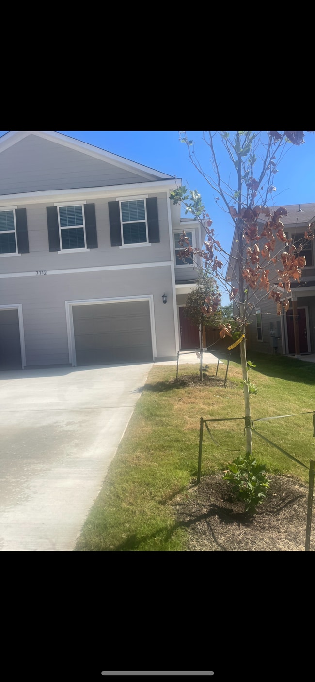 Photo - 7712 Briarwood Pass Unit 102