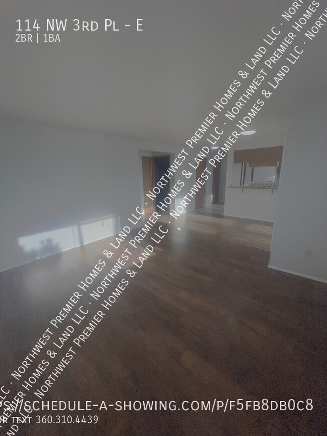 Photo - 114 NW 3rd Pl Unidad E