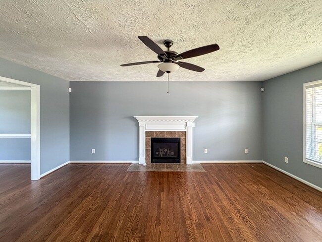 Photo - 156 Edgecombe Dr