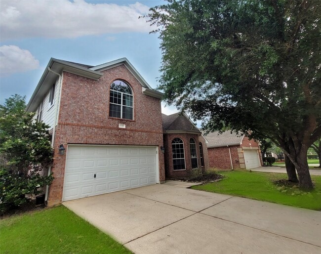 Building Photo - 9210 Hidden Lake E Dr Rental