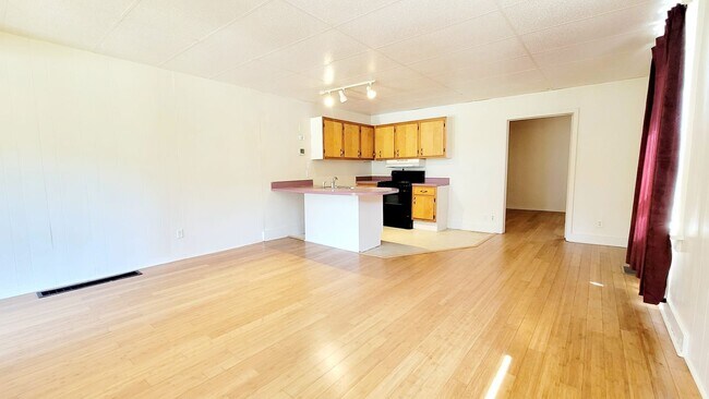 Photo - 802 S 27th St Unit 804 S 27th St