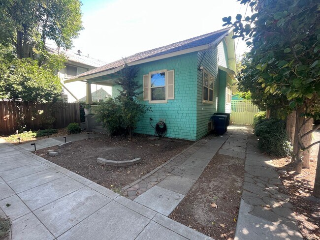 Photo - Beautiful 2bed 1bath home in Downtown Sacramento
