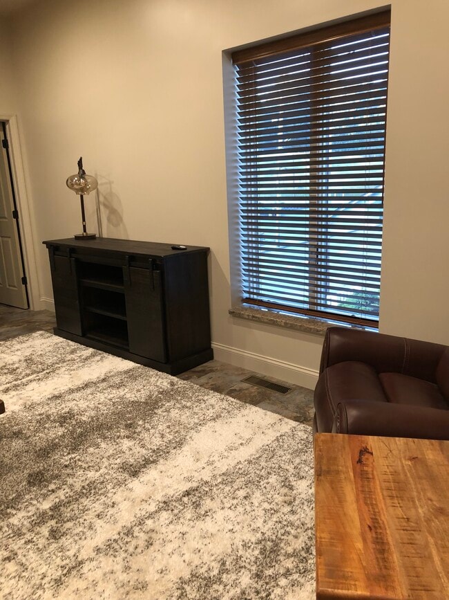 Living - 914 Morgantown Ave Unit 914 Apartment #2