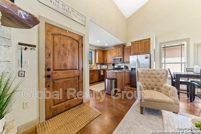 Photo - 1670 Gruene Vineyard Crossing