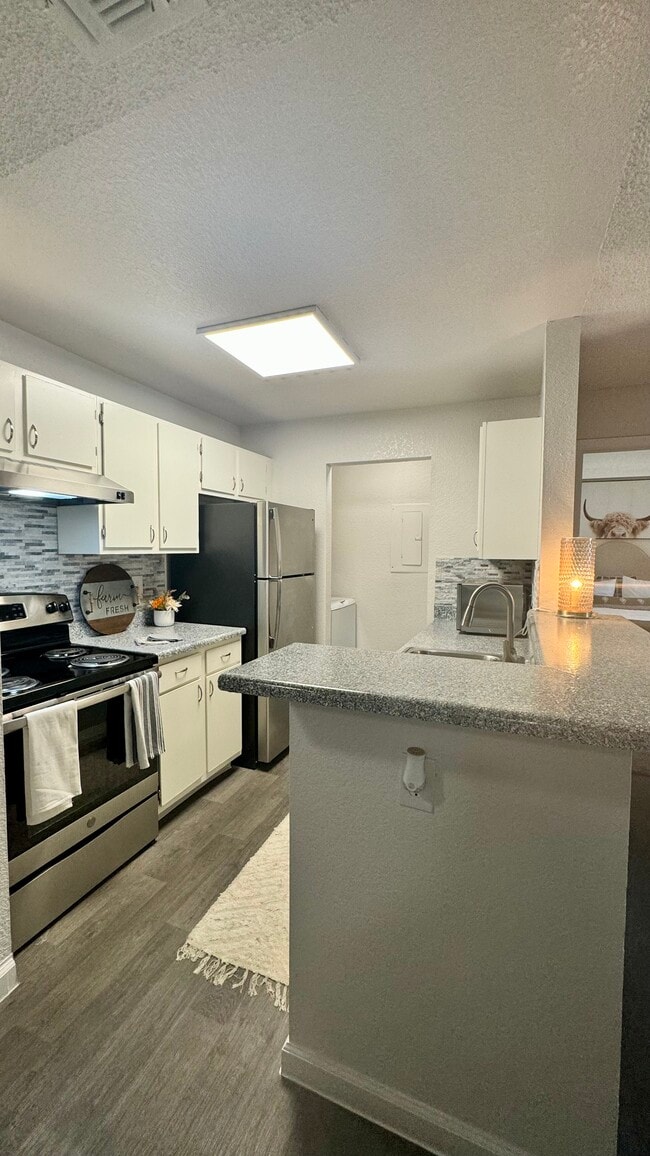 Silver Stream Apartments