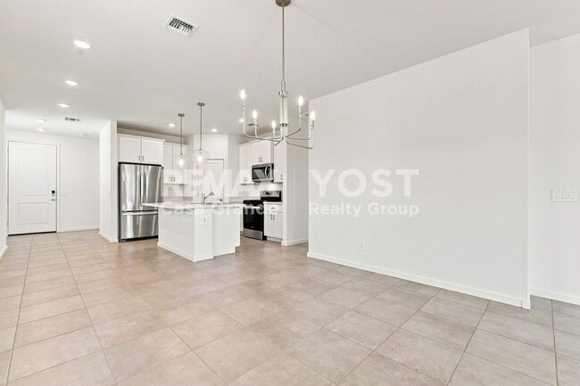 2689 E Santa Ynez Dr