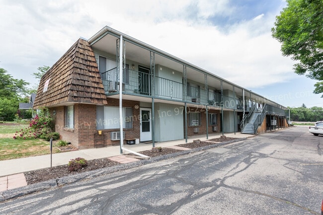 Photo - 824 N Garfield Ave Unit I