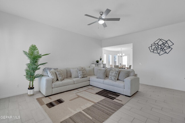 Photo - 805 P.º Tranquilo Pl