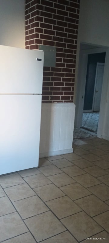 Photo - 650 Cranston St