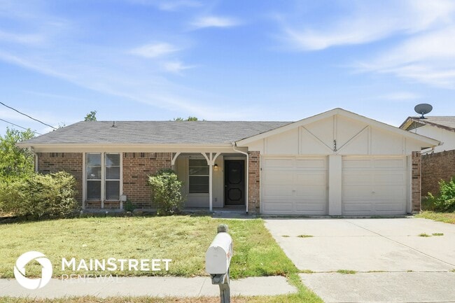 6440 Rebecca Ln