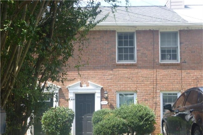 Building Photo - 1028 Jeanette Ln Rental