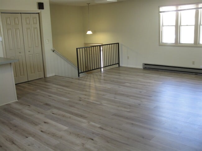 Building Photo - 984 N 18th St Unit 984