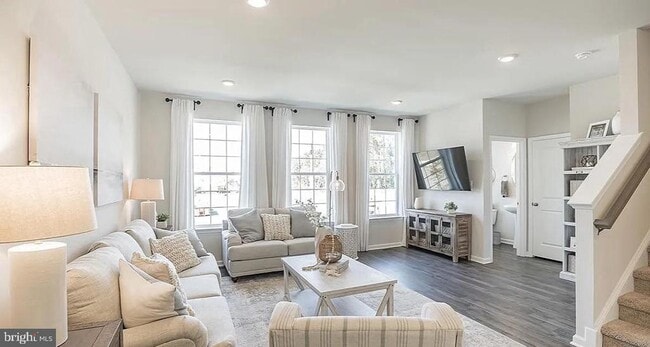 Photo - 1105 Foster Dr