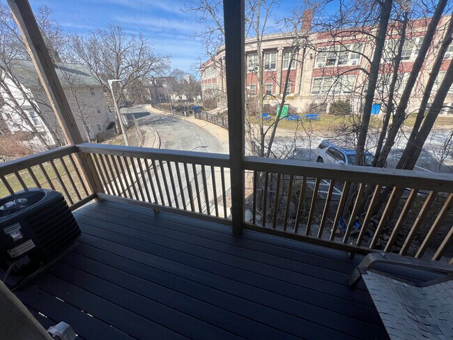 20 Winthrop St Unit 2