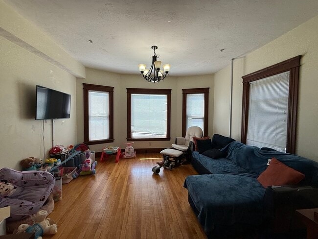 Photo - 32 Woodbine St Unit 1