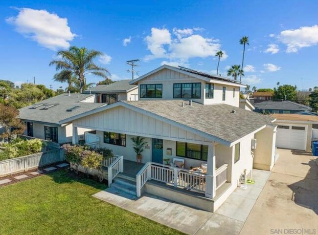 Photo - 229 Carnation Ave