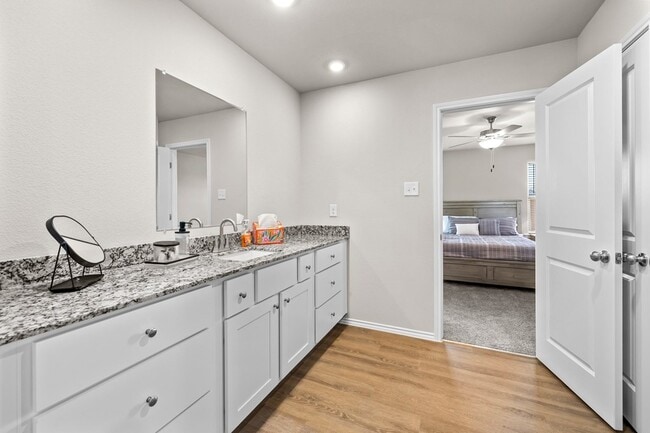 Photo - 8130 E County Rd 115