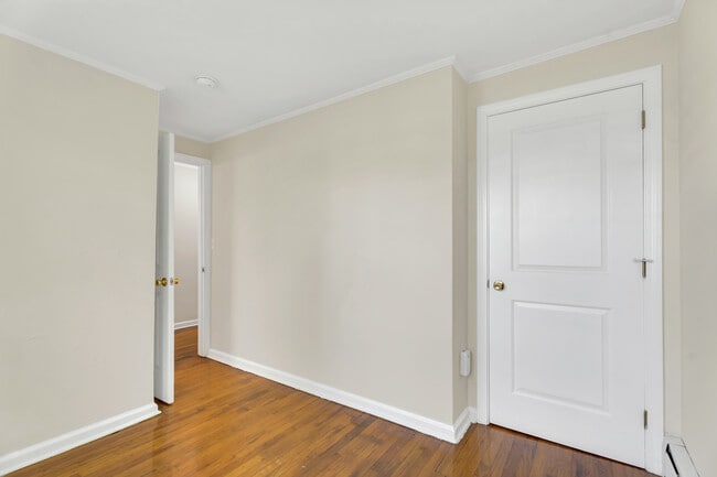 Savin Court Apartments