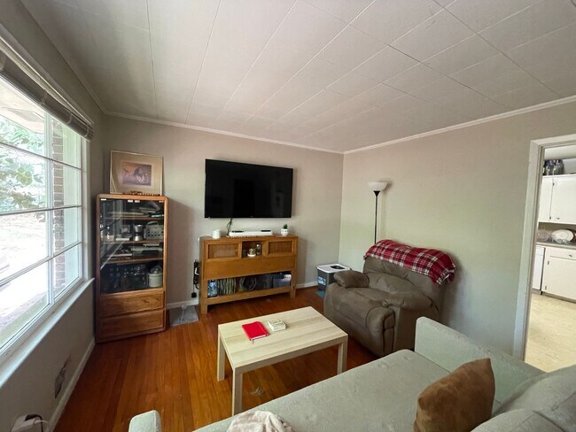 Photo - Knottingham Home Available