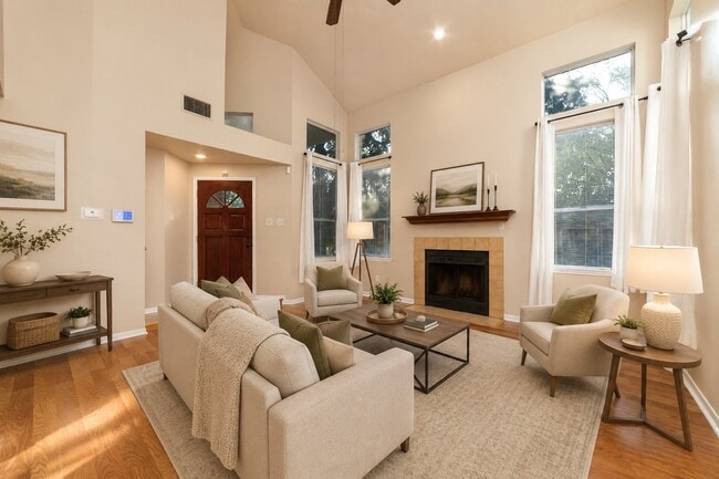 1934 Pincher Creek Dr