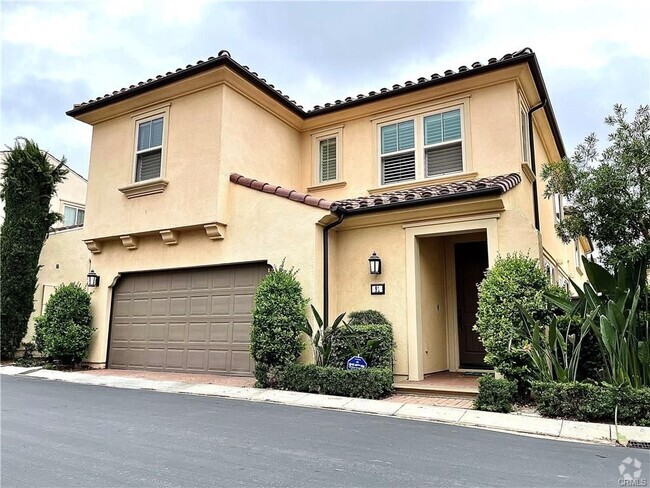 Building Photo - 91 Splendor Rental