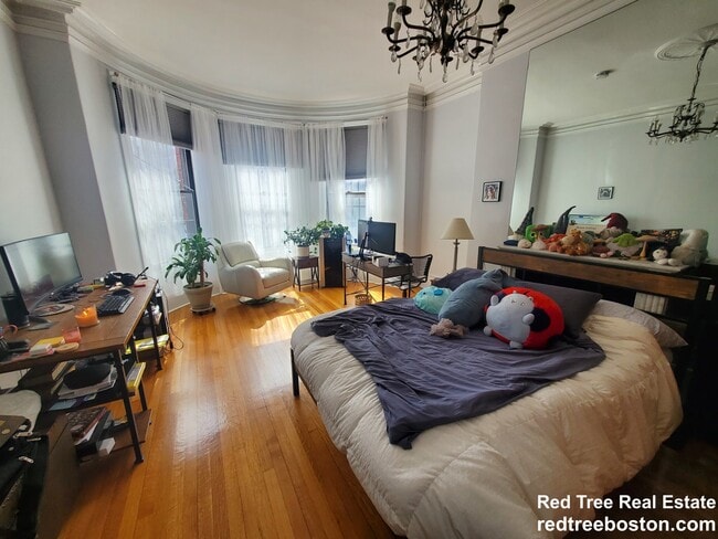 Photo - 429 Marlborough St Unidad 2