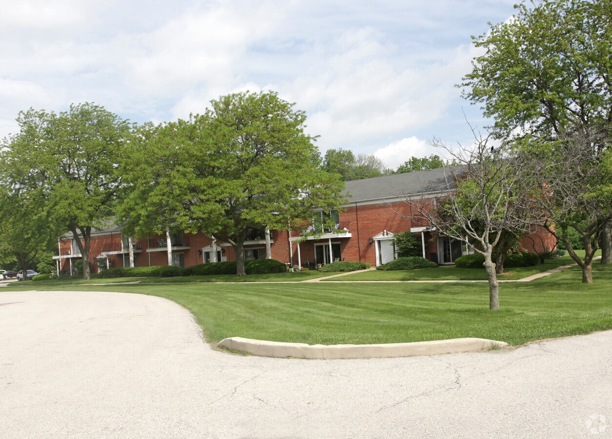 Photo - 109 W Nebraska St