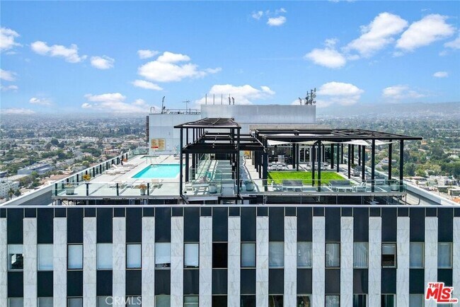 Photo - 3810 Wilshire Blvd Unidad 303