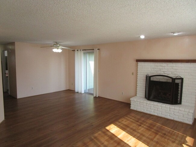 Photo - 3 Bedroom, 2 Bathroom Home near Middle Sch...