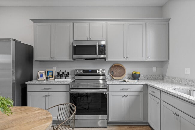 Photo - 1978 Addi Ln