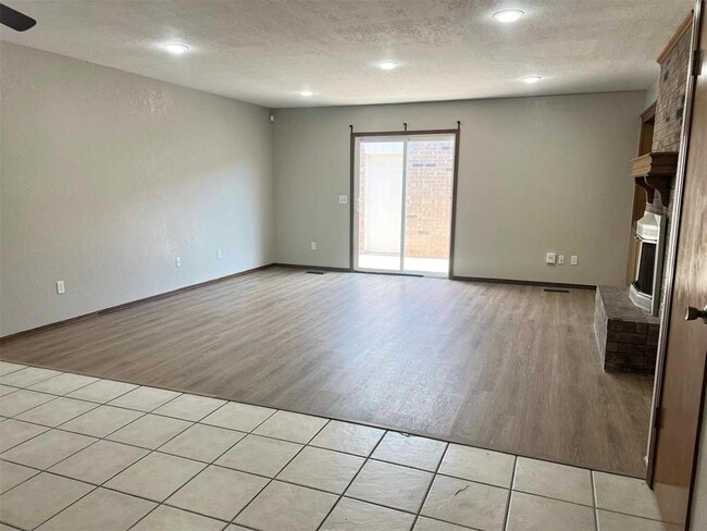 2105 NW 118th Terrace