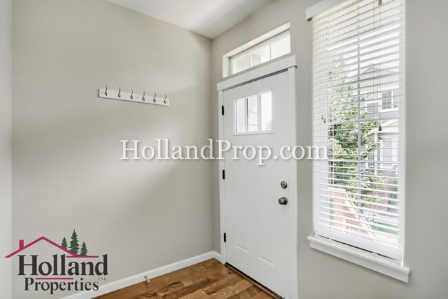 Photo - Modern Townhome with Dual Primary Suites & 2-Car Garage in Prime Beaverton Location