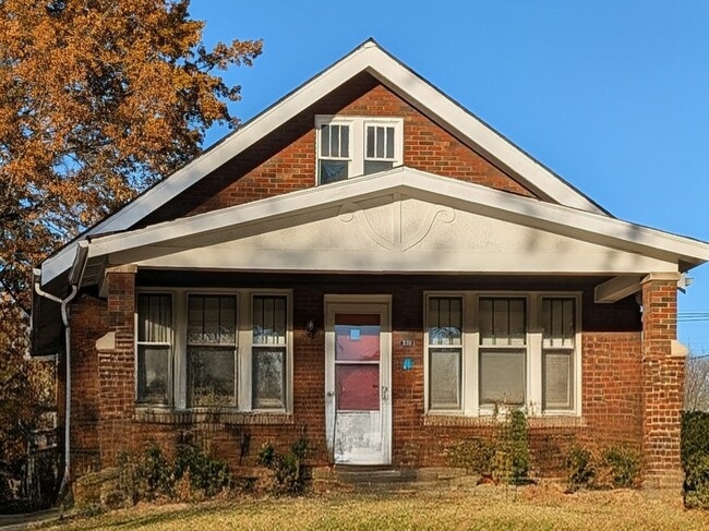 Building Photo - 6311 Garesche Ave