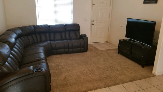 Photo - Great home located in Desert Sands @ Painted Desert.