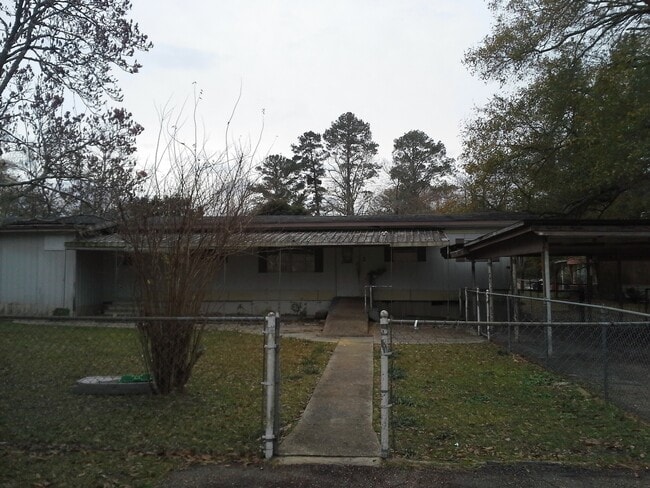 Building Photo - 4377 State Rte 1146