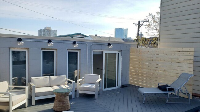 Photo - BEAUTIFUL 3BD/3BTH single family home for rent!