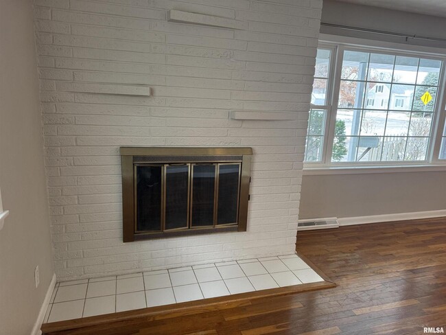 Photo - 3319 N Marquette St