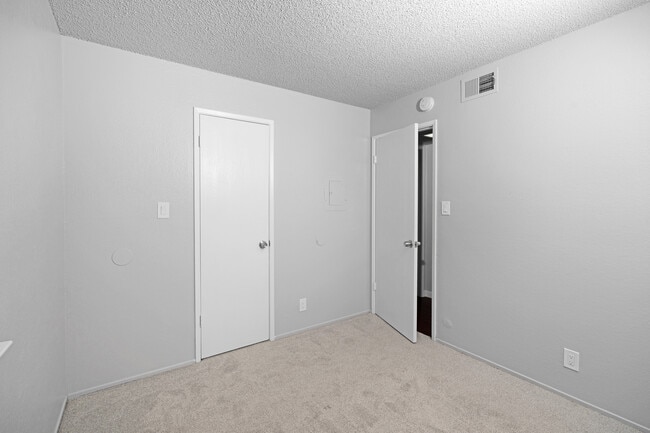 Walnut Wood Apartments