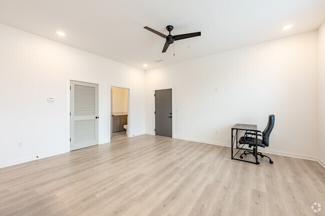 2BR, 2.5BA - 1,044SF - Living Room