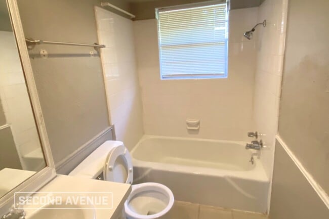 Photo - 1205 NW 105th St