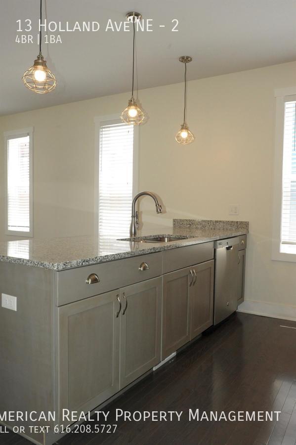Photo - 13 Holland Ave NE Unit 2