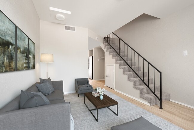 Unidad España 5004_001 - Spain Townhomes