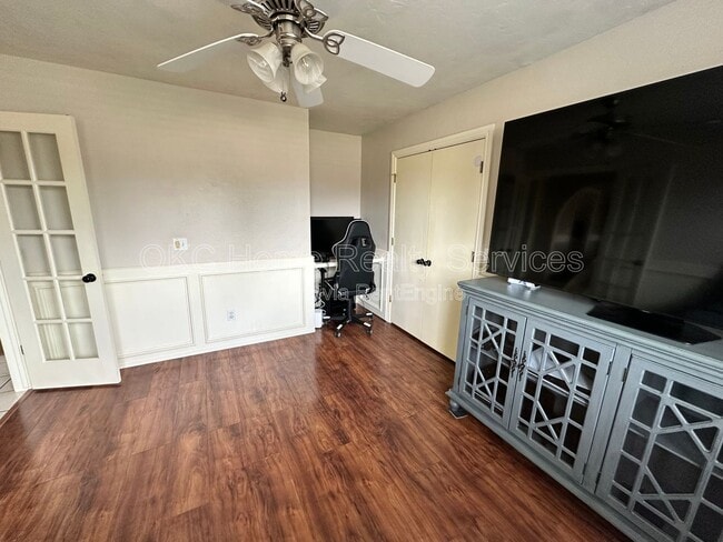 Photo - 1440 Agate Way