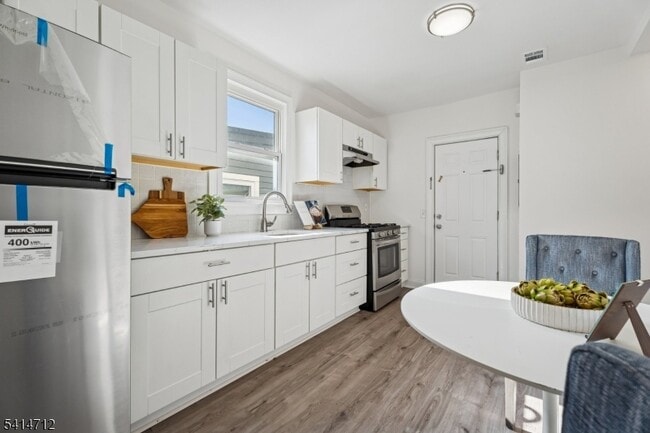 Photo - 9 Wheeler St Unit 2