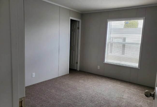 Photo - 6584 S Hampshire Dr