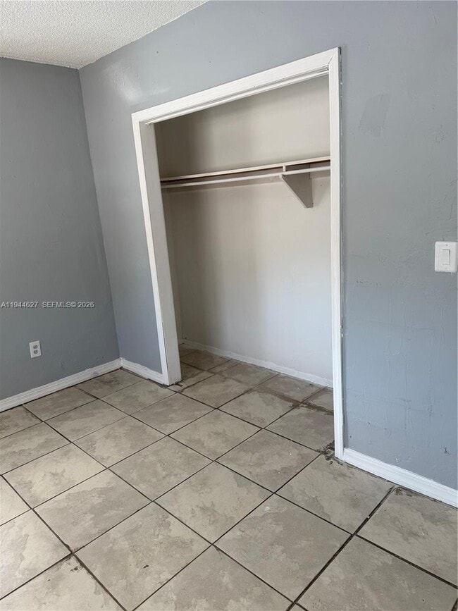 Photo - 1014 NW 33rd Ave